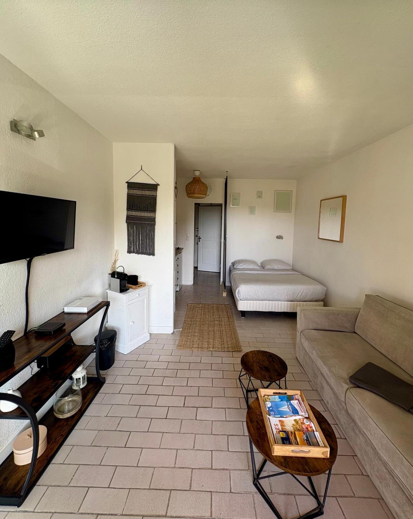 Apartamento Sejour Au Port Hyères Exterior foto